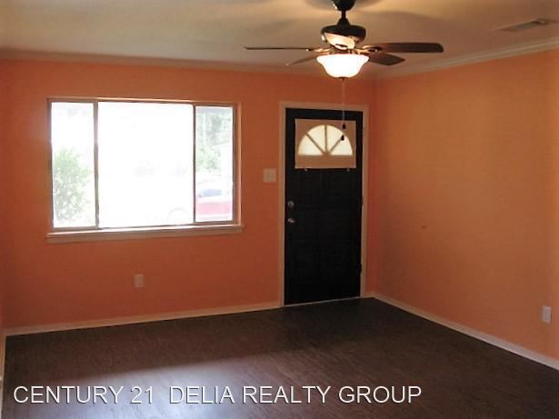 Foto del edificio - 3 br, 1.5 bath House - 727 Hickory St