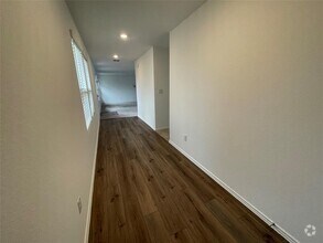 Building Photo - 134 Haw Br Vw