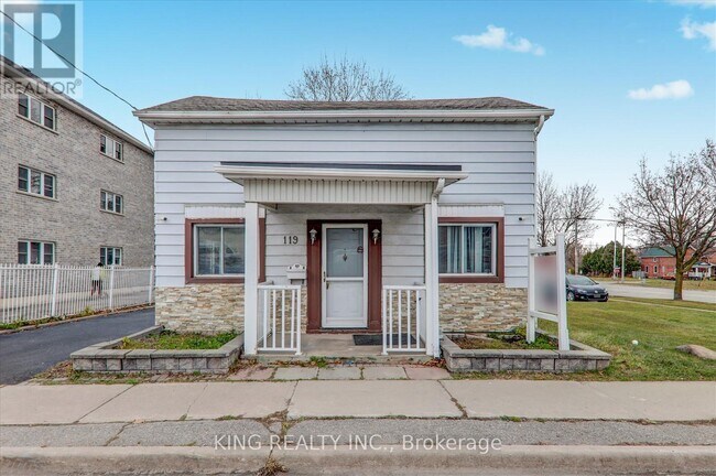 Building Photo - 119 Celina St