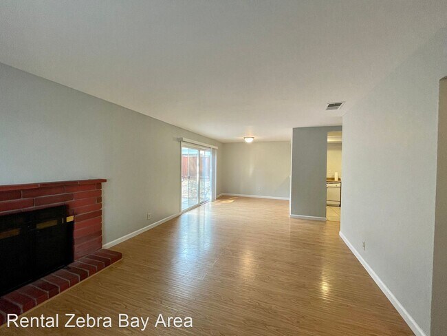 Foto del edificio - 3 br, 2.5 bath House - 105 Fountainhead Ct