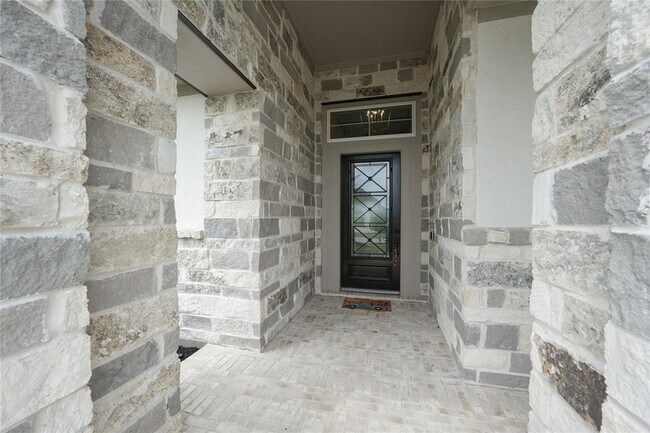 Building Photo - 413 Stratus View Ct