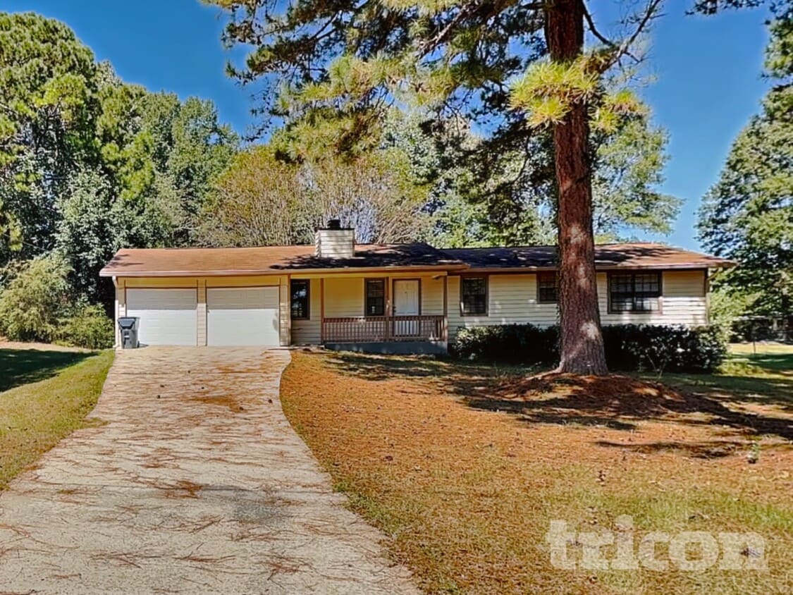 Primary Photo - 65 Highland Cir