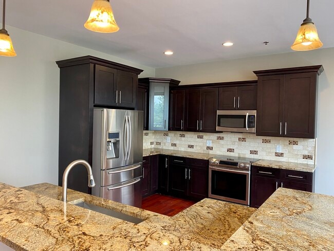 Building Photo - 45 Northampton E St