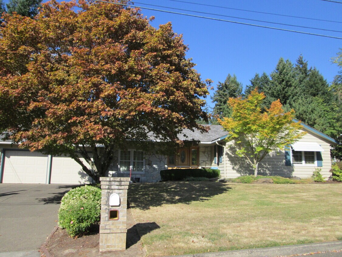 Foto principal - 3545 SW Boundary St