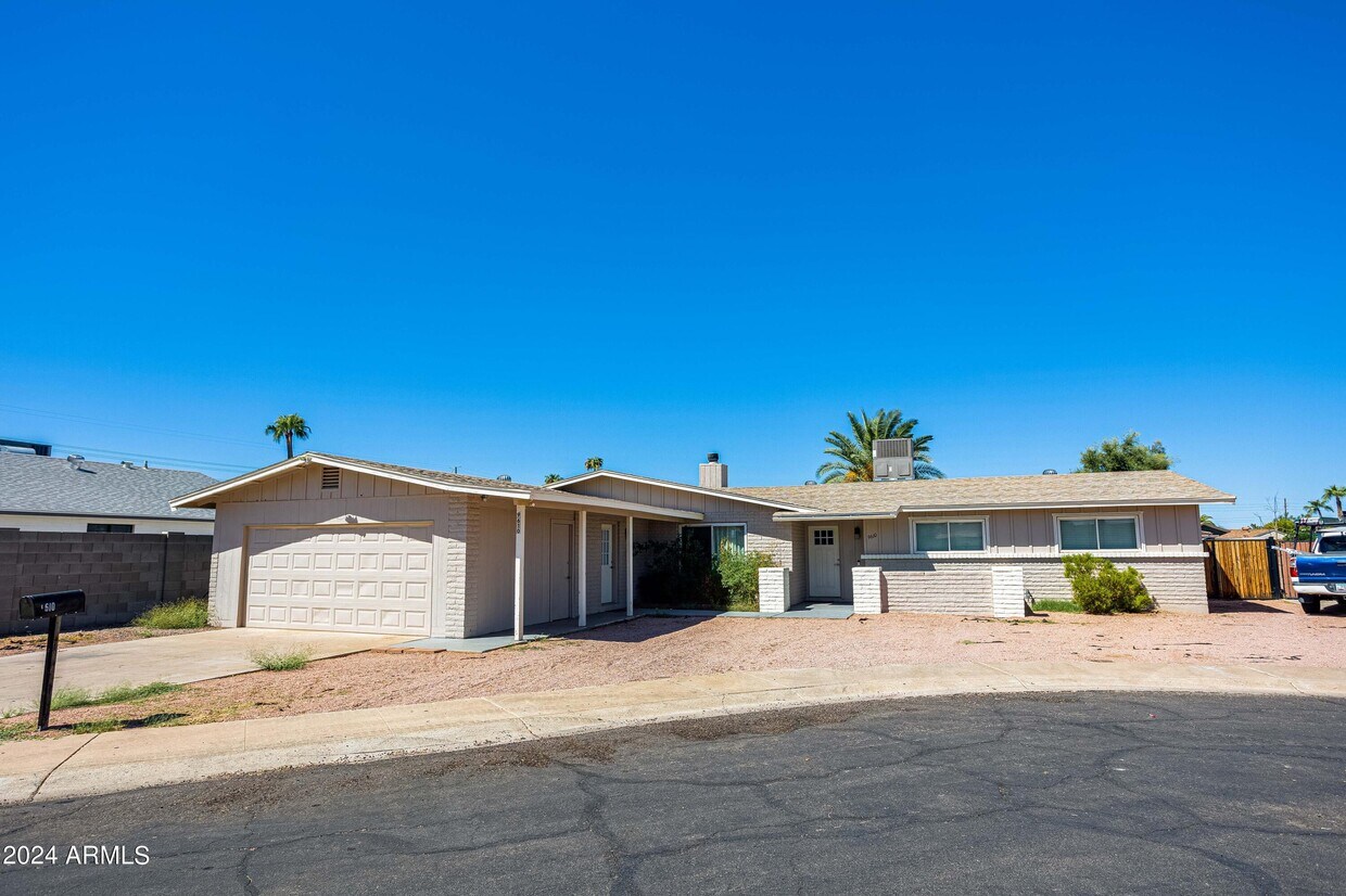 Primary Photo - 9610 N 34th Ave