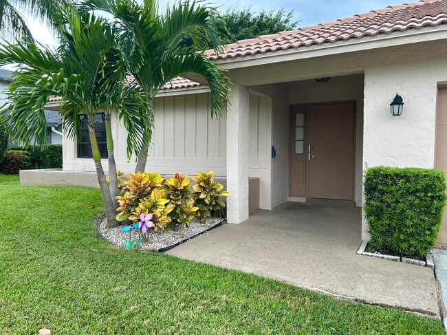 Building Photo - 6162 Amberwoods Dr