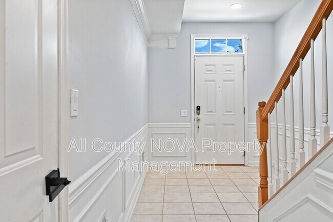 Building Photo - 22707 High Haven Terrace
