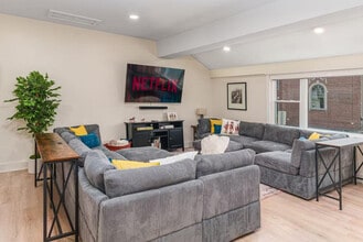 Building Photo - 70 Lake Ave