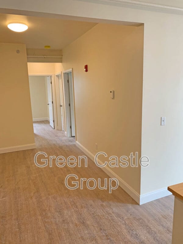 Foto del edificio - 323 Pearl St