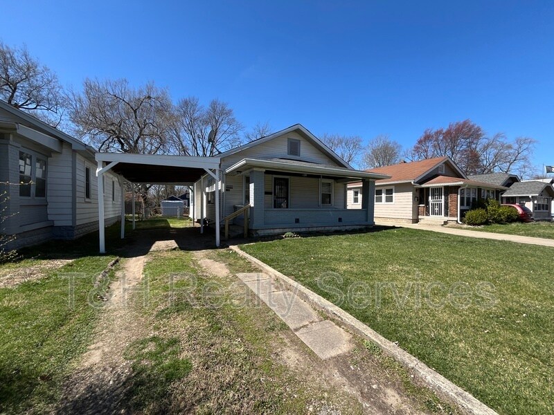 Primary Photo - 4920 Hillside Ave