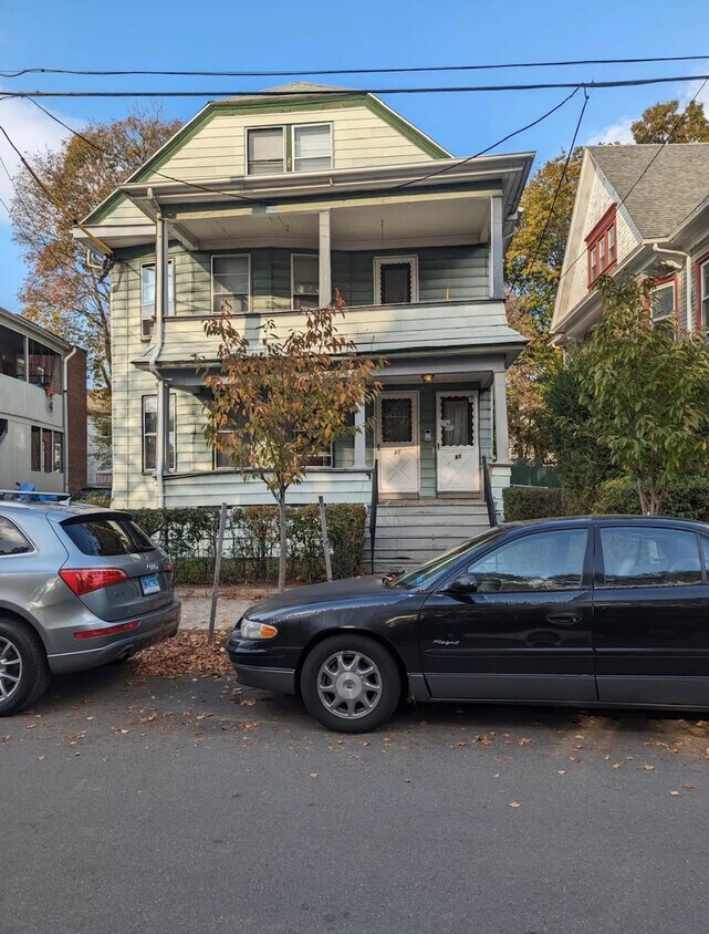 Primary Photo - 83 Gibbs St