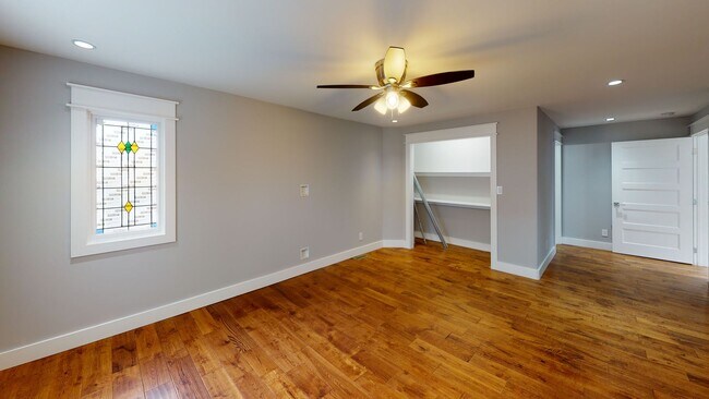 Building Photo - 1702 Highland Ave