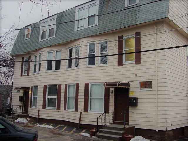 Building Photo - 43 White Ct