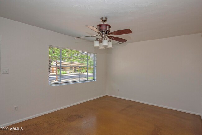 Building Photo - 4456 E Campbell Ave