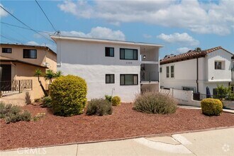 Building Photo - 2209 Carnegie Ln