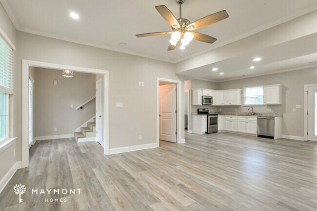 Foto del edificio - 503 E Cloninger St