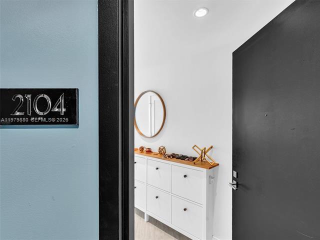 Building Photo - 121 NE 34th St