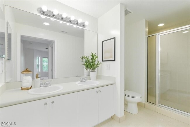 Foto del edificio - 8423 Bernwood Cove Loop