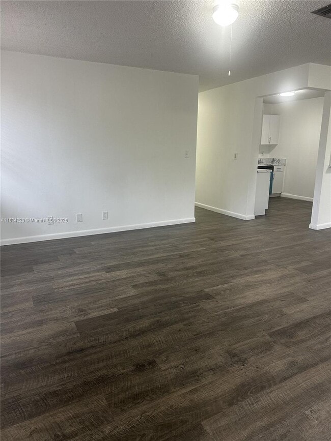 Building Photo - 10875 NW 45th St