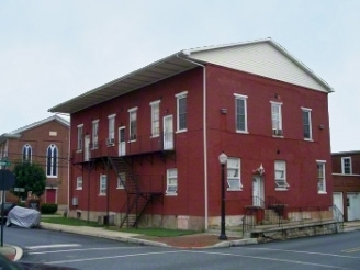 Primary Photo - 303 E Main St