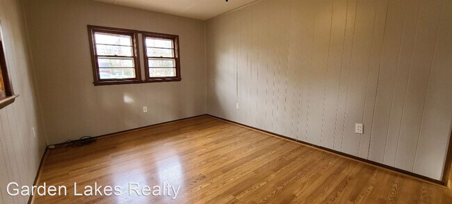 Building Photo - 3 br, 1 bath House - 407 Elliott Drive