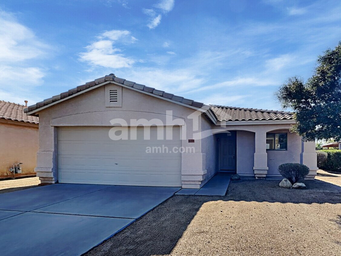 Foto principal - 16189 W Monroe Street