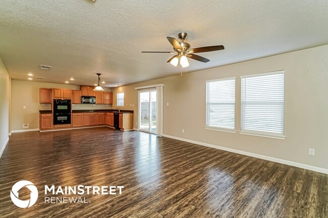 Building Photo - 4415 Semora Oak