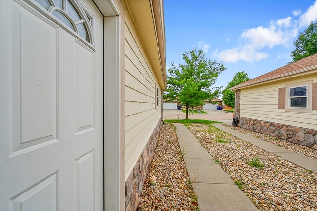 Photo - 2493 Carriage Dr Townhome