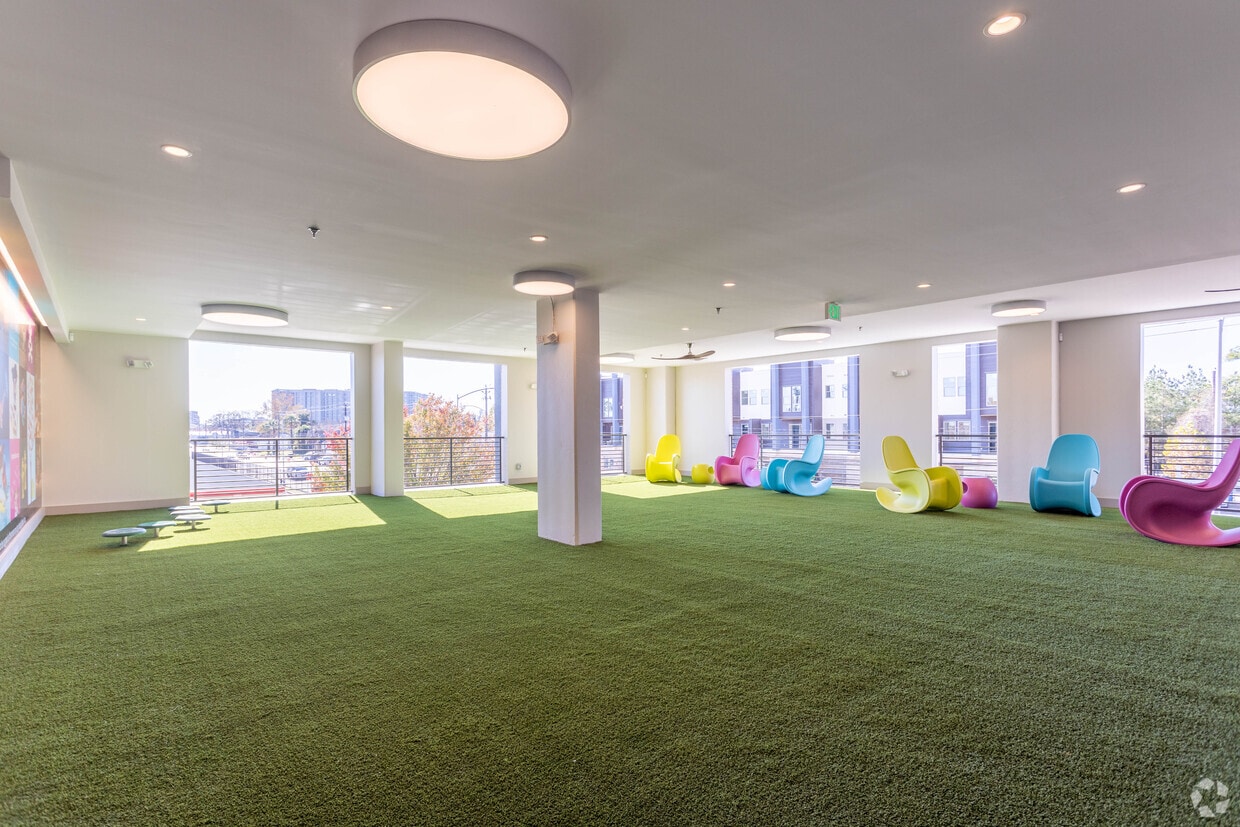 Alta Washington Apartments in Houston, TX