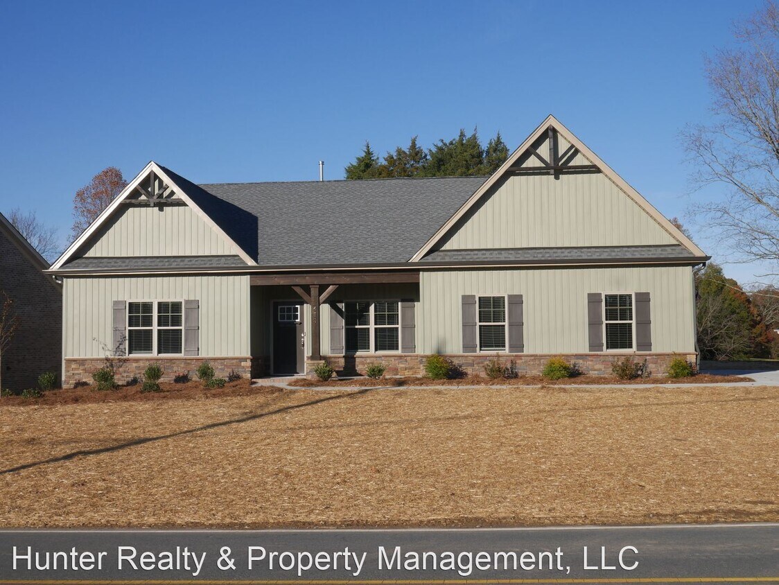 Foto principal - 3 br, 2 bath House - 453 Petree Road