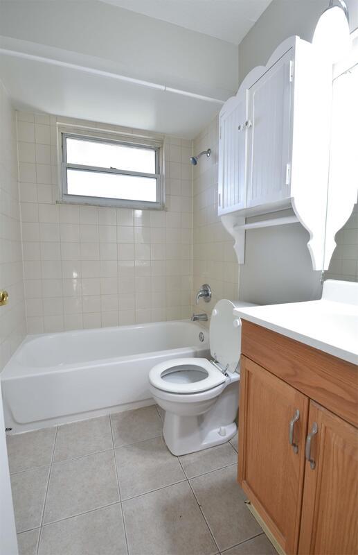 Building Photo - 5105 Kingshill Dr