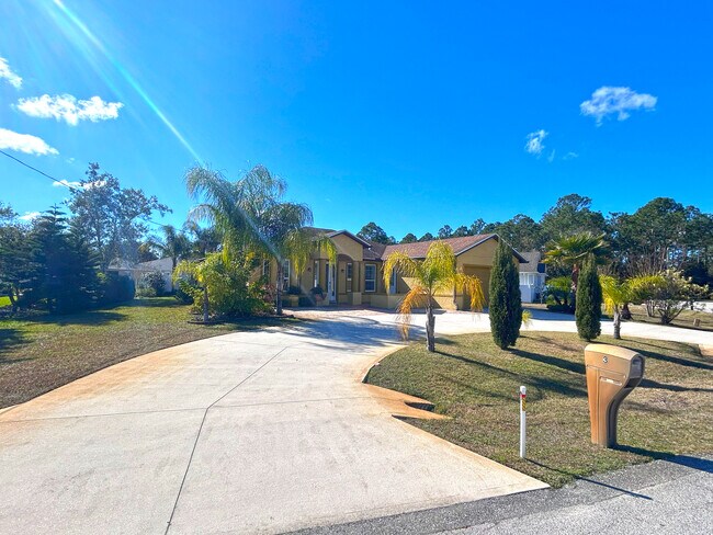 Building Photo - 3 Wilden Pl