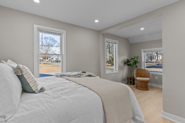 Photo - 135 Hawksley Ave Apartment