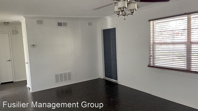 Foto del edificio - 2 br, 1 bath House - 660 Jasmine Road