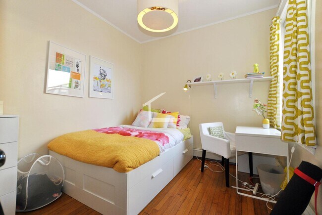 Foto del edificio - 215 Saint Paul St