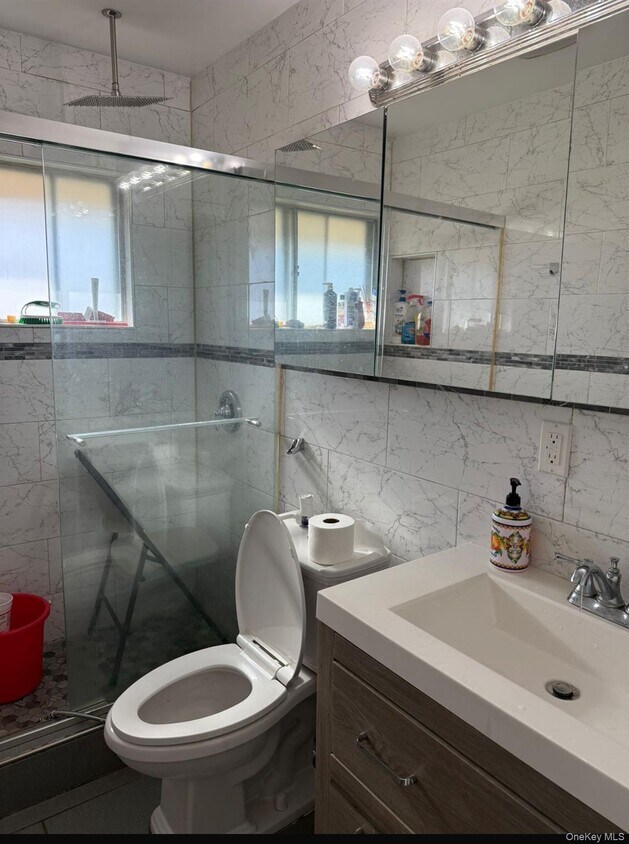 Building Photo - 68 Joyce Dr