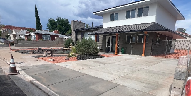 Building Photo - 175 S 400 E