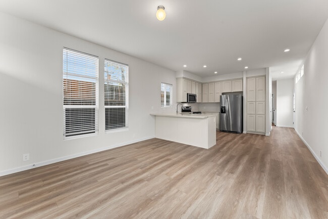 Building Photo - 1822 Nestorita Way