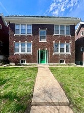 Building Photo - 911 St Rita Ave