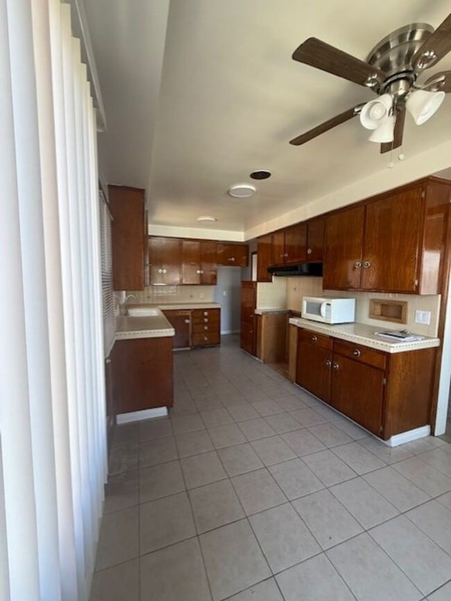 Foto del edificio - 544 W 120th St