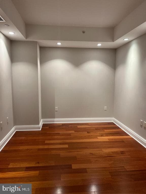 Building Photo - 1881 N Nash St