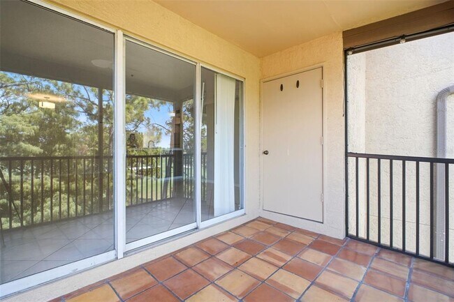 Building Photo - 2400 Feather Sound Dr