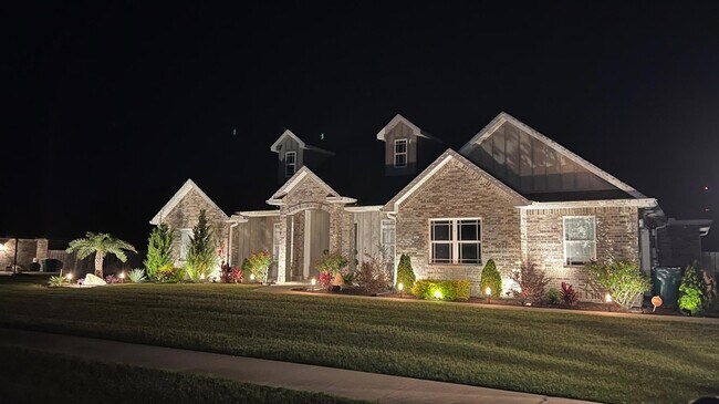 Building Photo - 5522 Frontier Dr