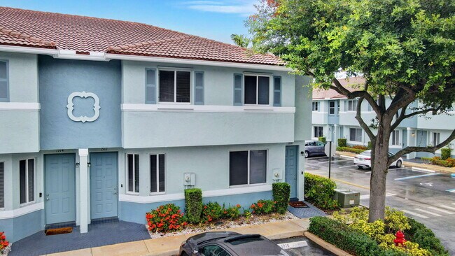 Foto del edificio - 1912 Hibiscus Ln