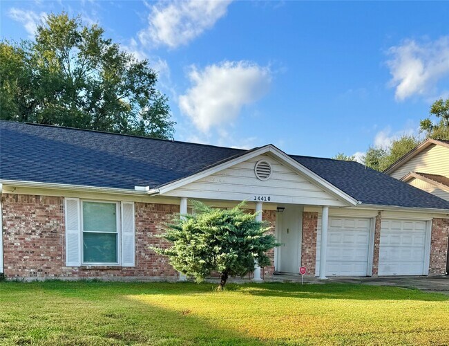 Foto del edificio - 14410 Foxford Way