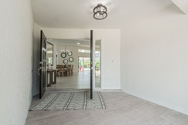 Foto del edificio - Naples Annual Rental –Single-Family Home w...