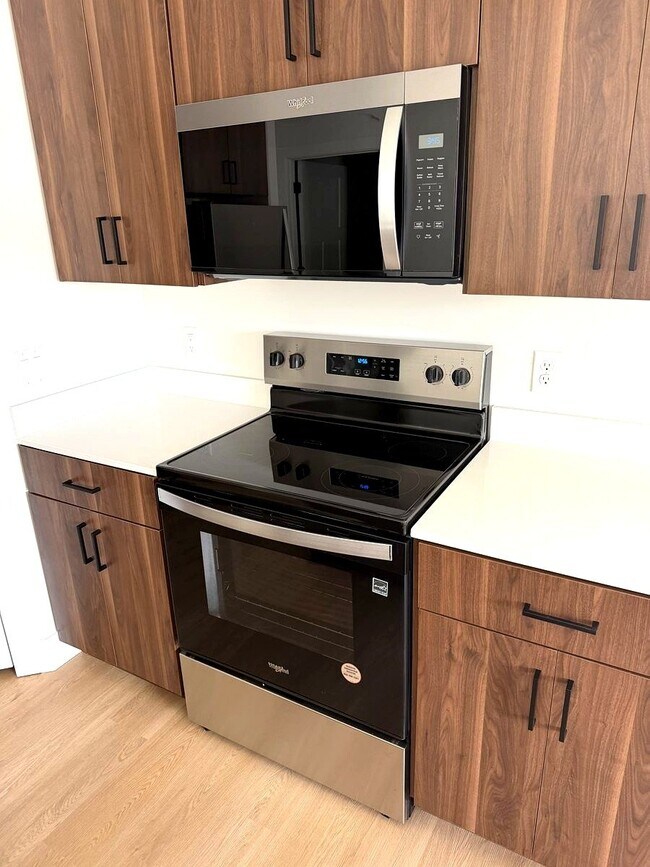 Foto del edificio - 950 Valentine Ln