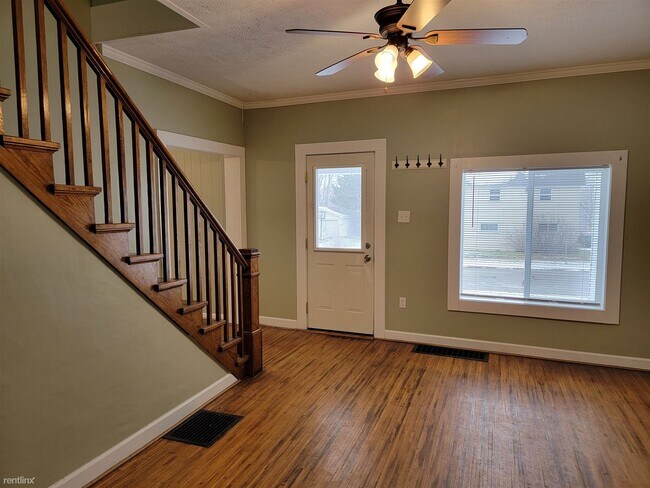Foto del edificio - 4 br, 2 bath House - 303 Granite St