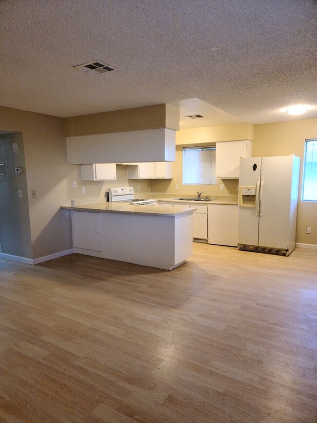 Foto del edificio - 437 N 14th St