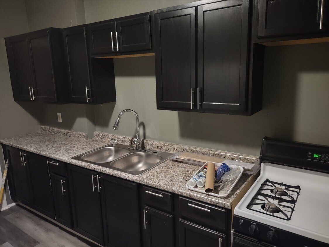 Foto principal - 1324 W Sycamore St